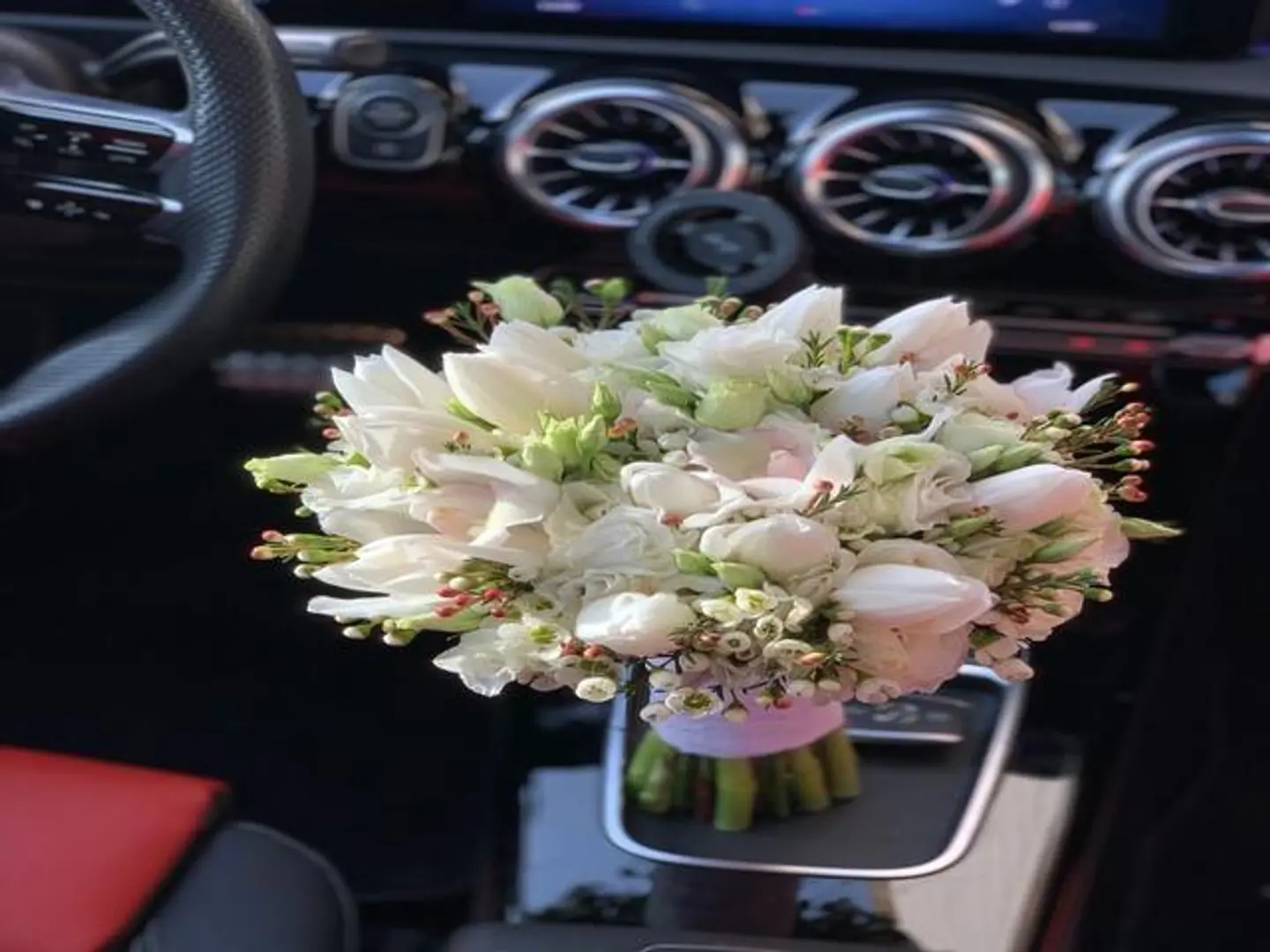 مسكة زواج ورد طبيعي