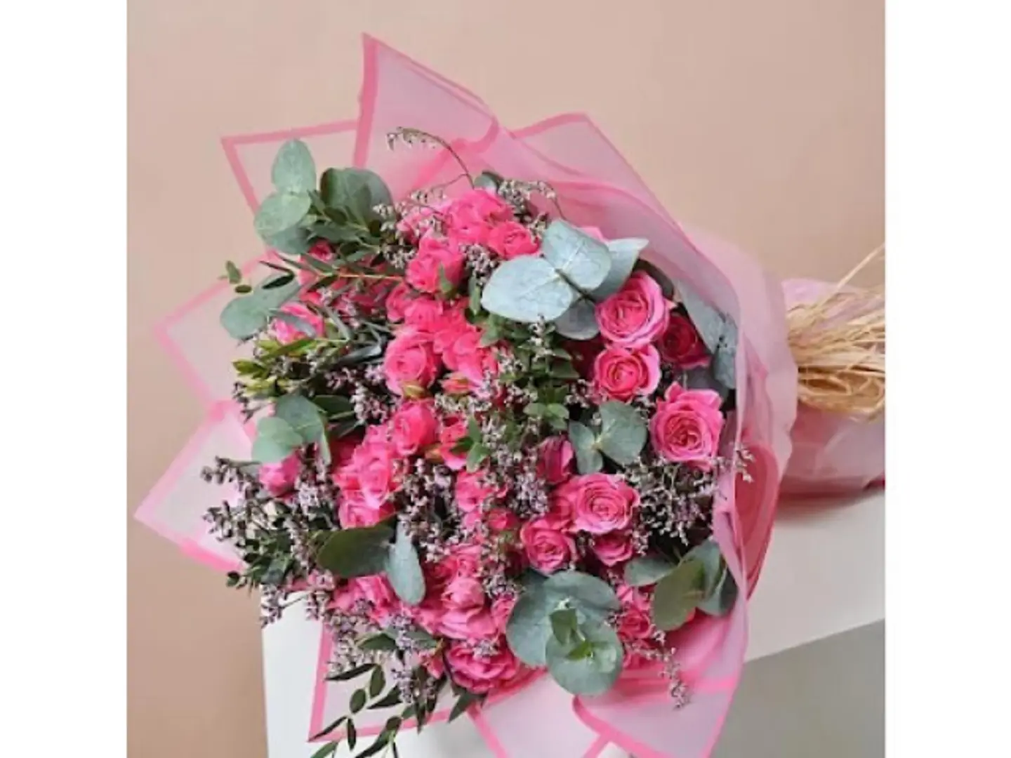 باقة الورود الوردية