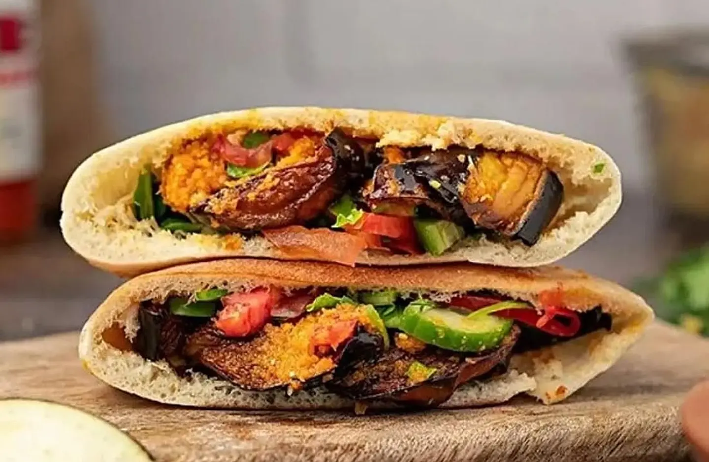 ساندوتش مسقعة