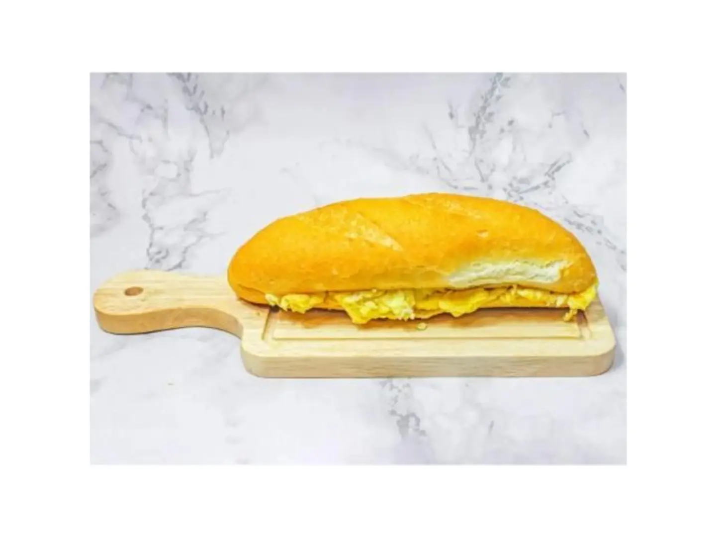 ساندوتش بيض مع الجبنة