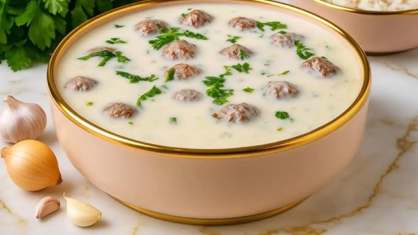 Kofta With Yogurt