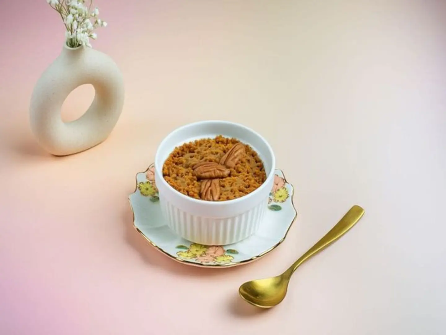 حنيني تشيز جار