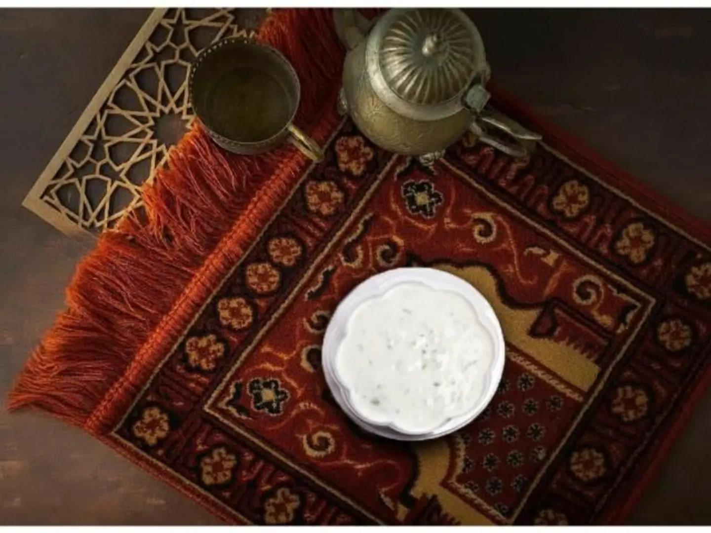 سلطة خيار لبن صغير