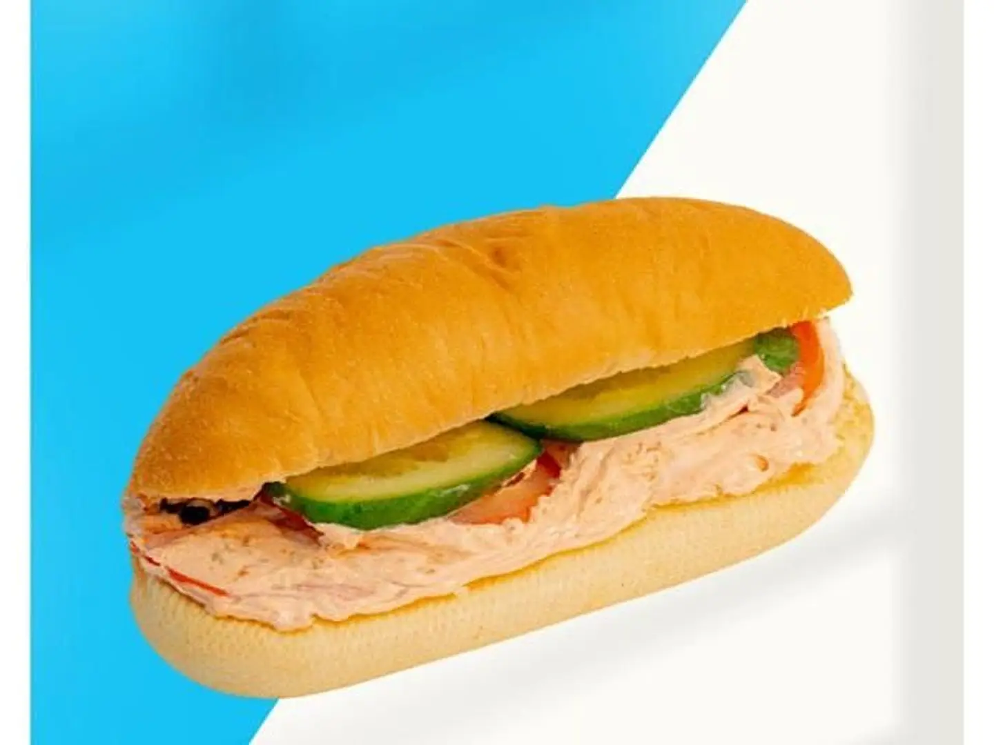 لبنة سبايسي بالزيتون والزعتر