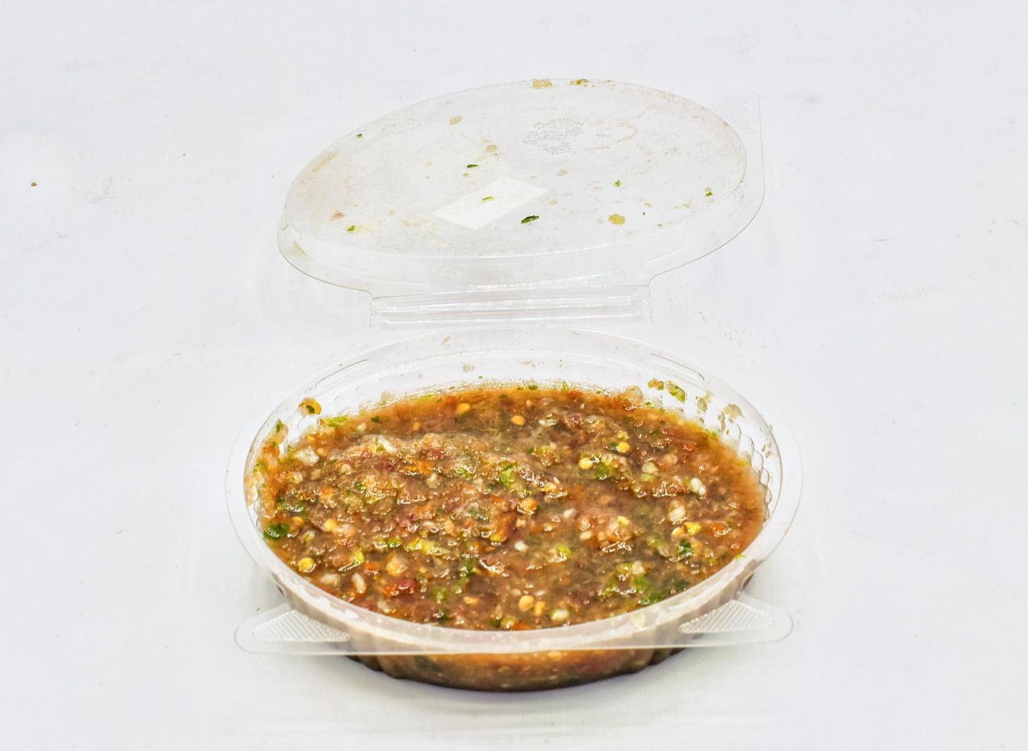 علبة سلطة حارة