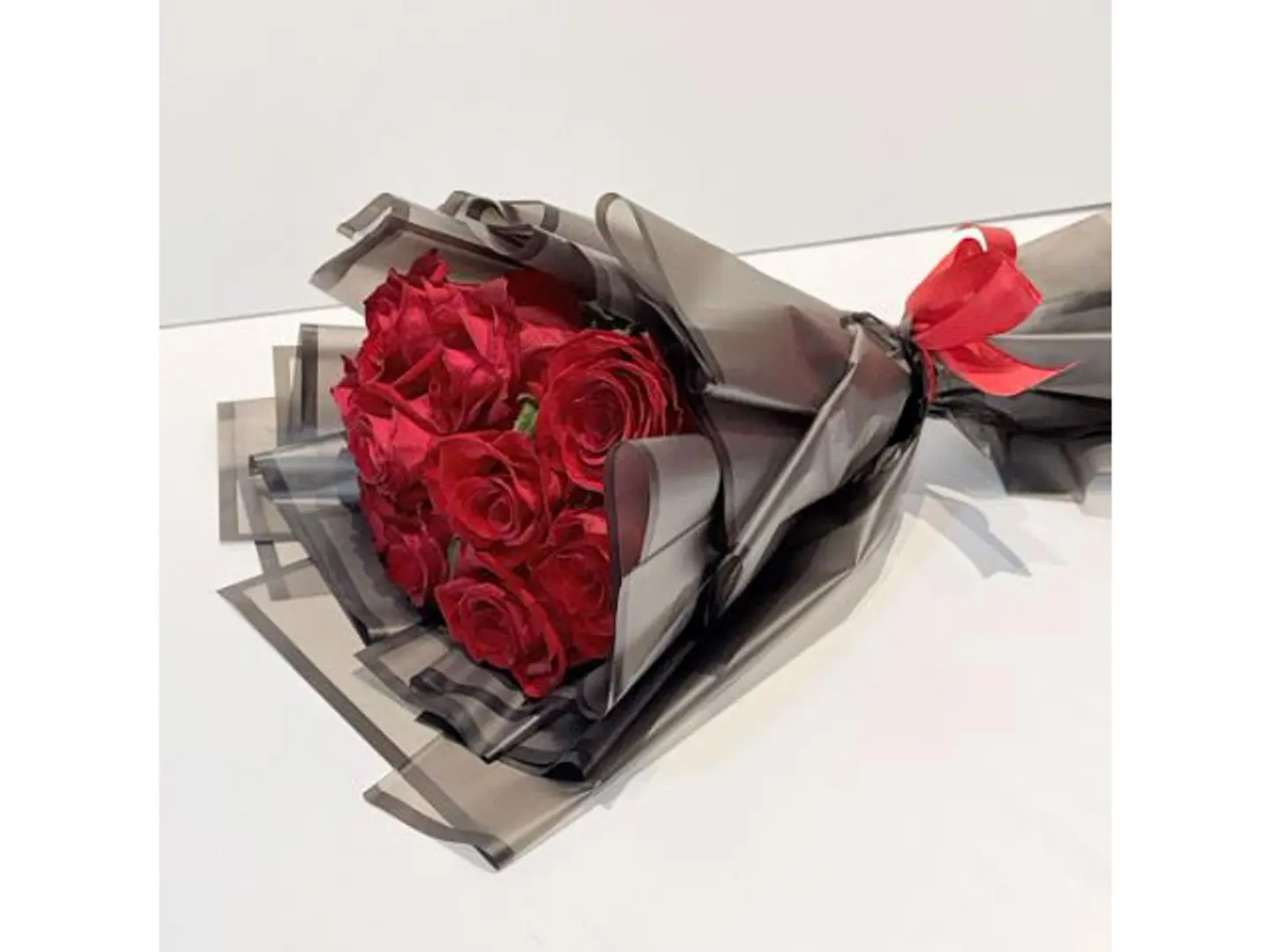 Black Luxury Bouquet Red Rose 207