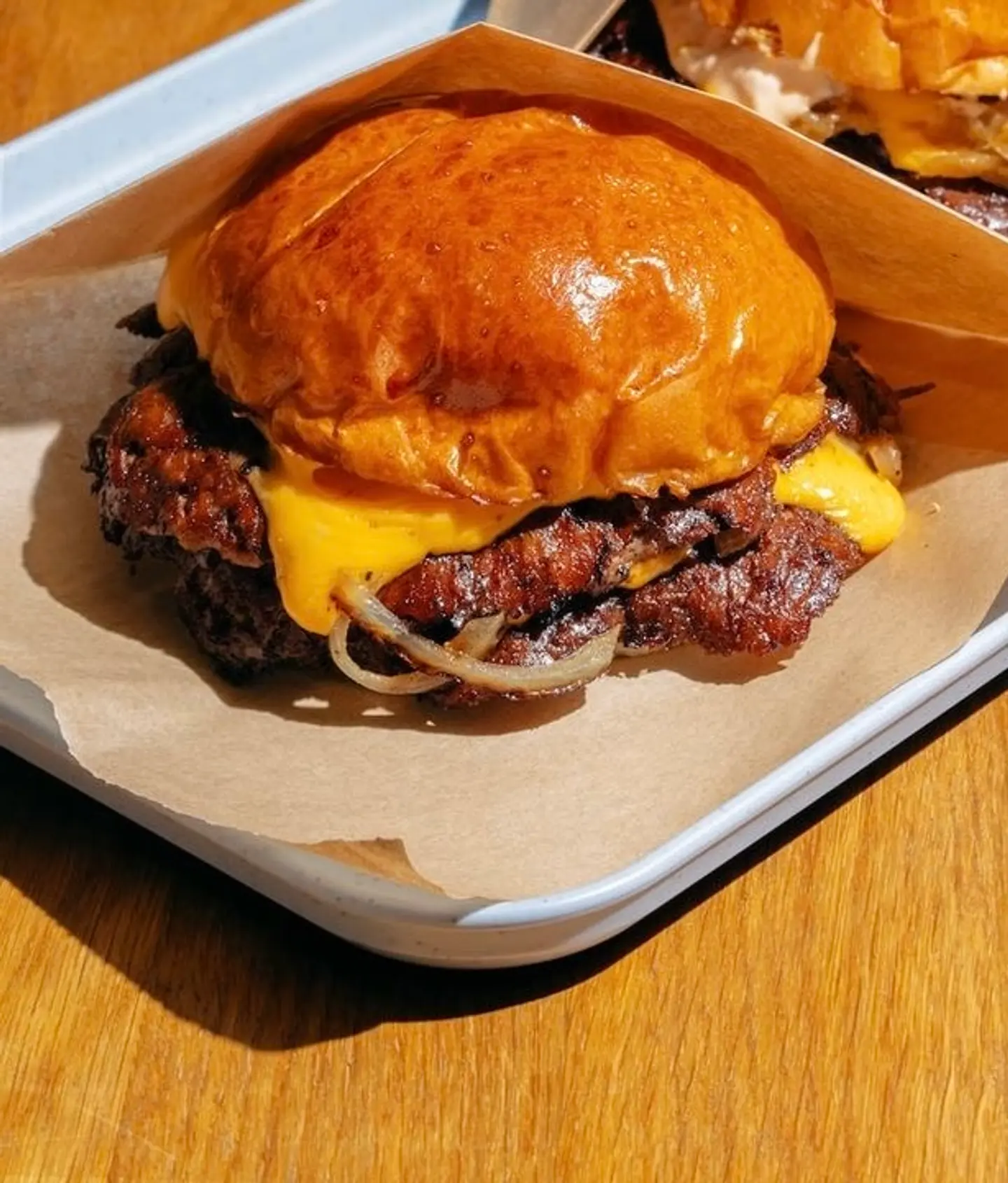 ترافل برجر لحم