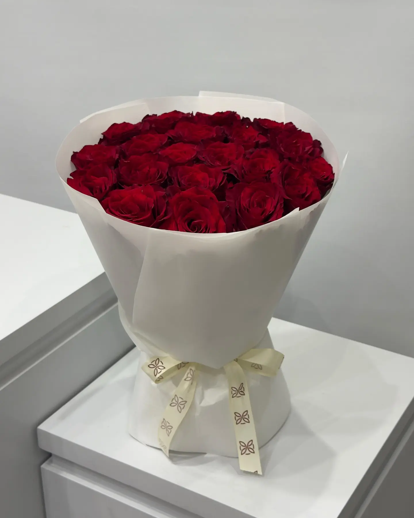 Butterfly Bouquet Natural Roses 6