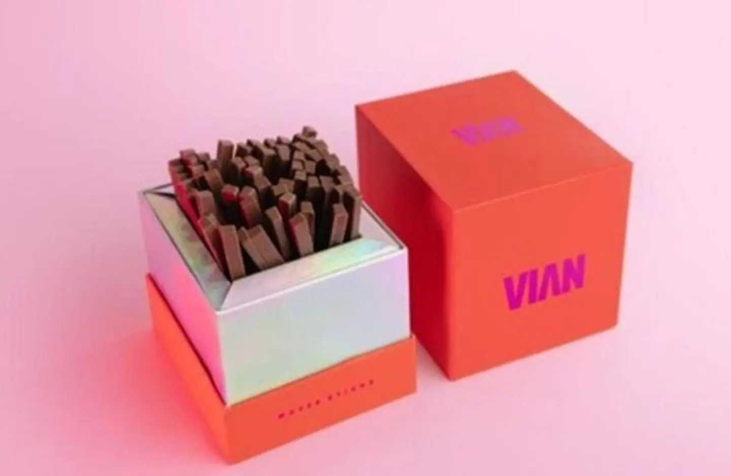 شوكولاته أصابع فيان محشوة بالويفر