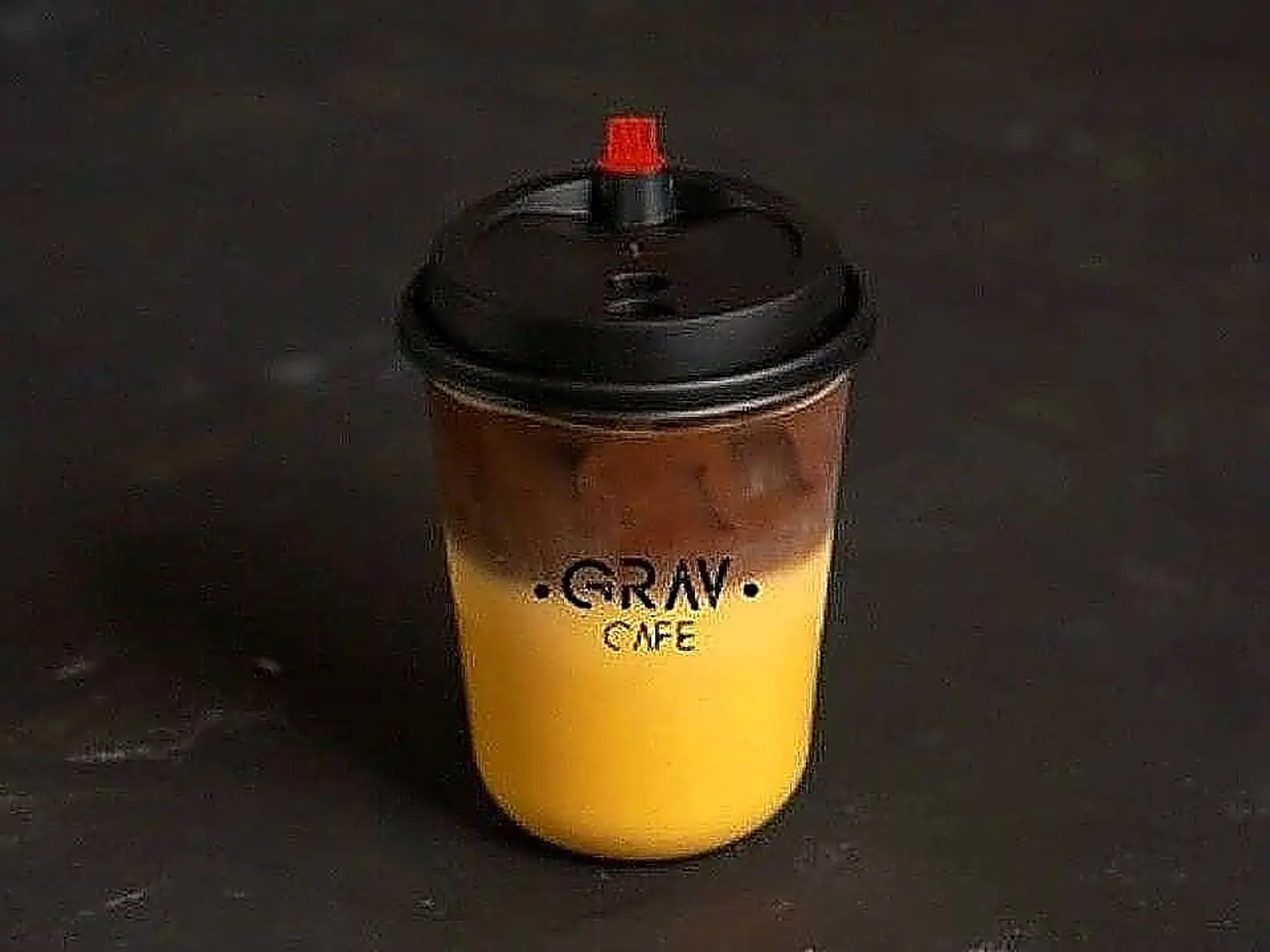 زعفران لاتيه بارد