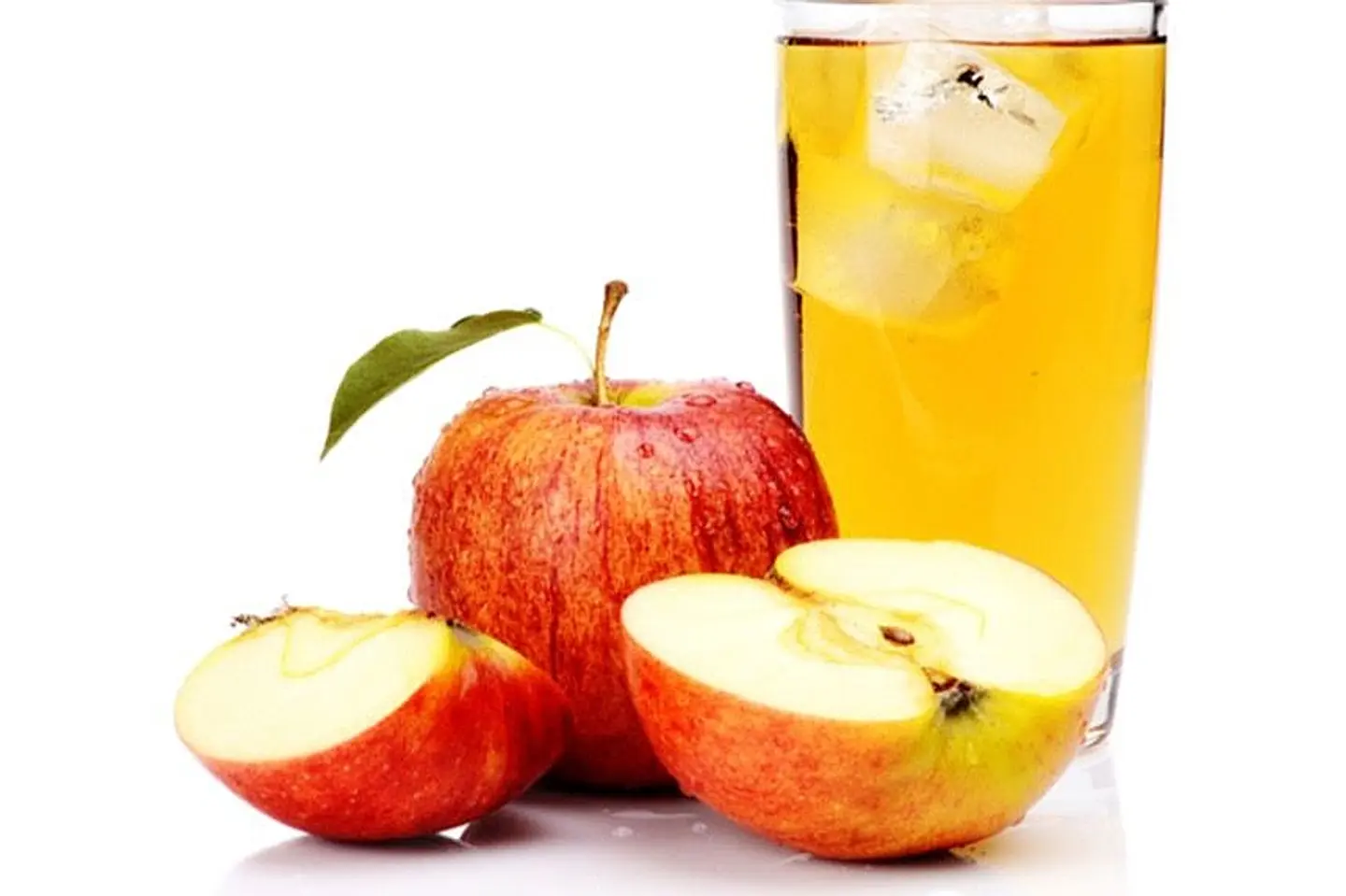 عصير تفاح طازج