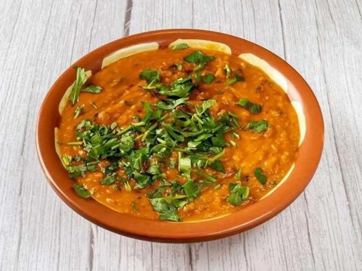 مشكل عدني بالزيت