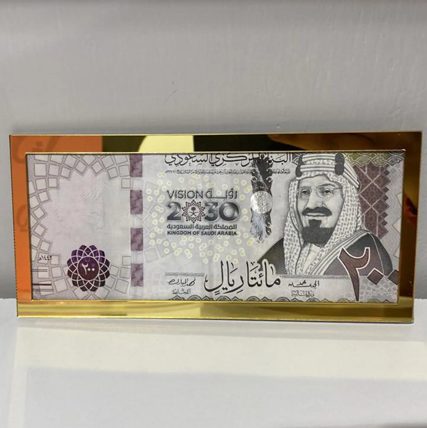 محفظة فلوس اكليرك
