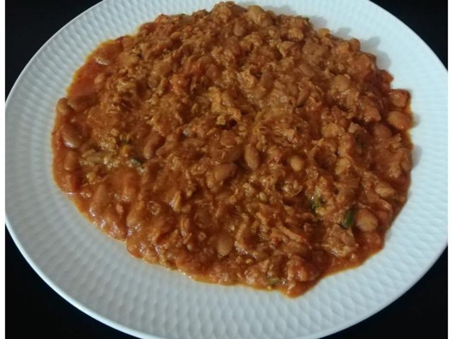 فاصوليا بالتونة