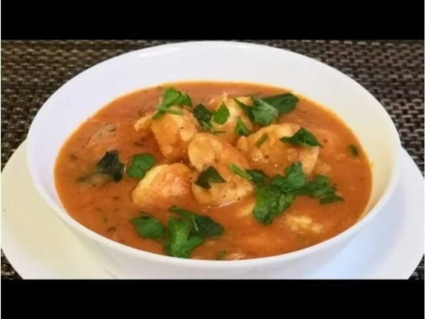 شوربة جمبري بالطماطم