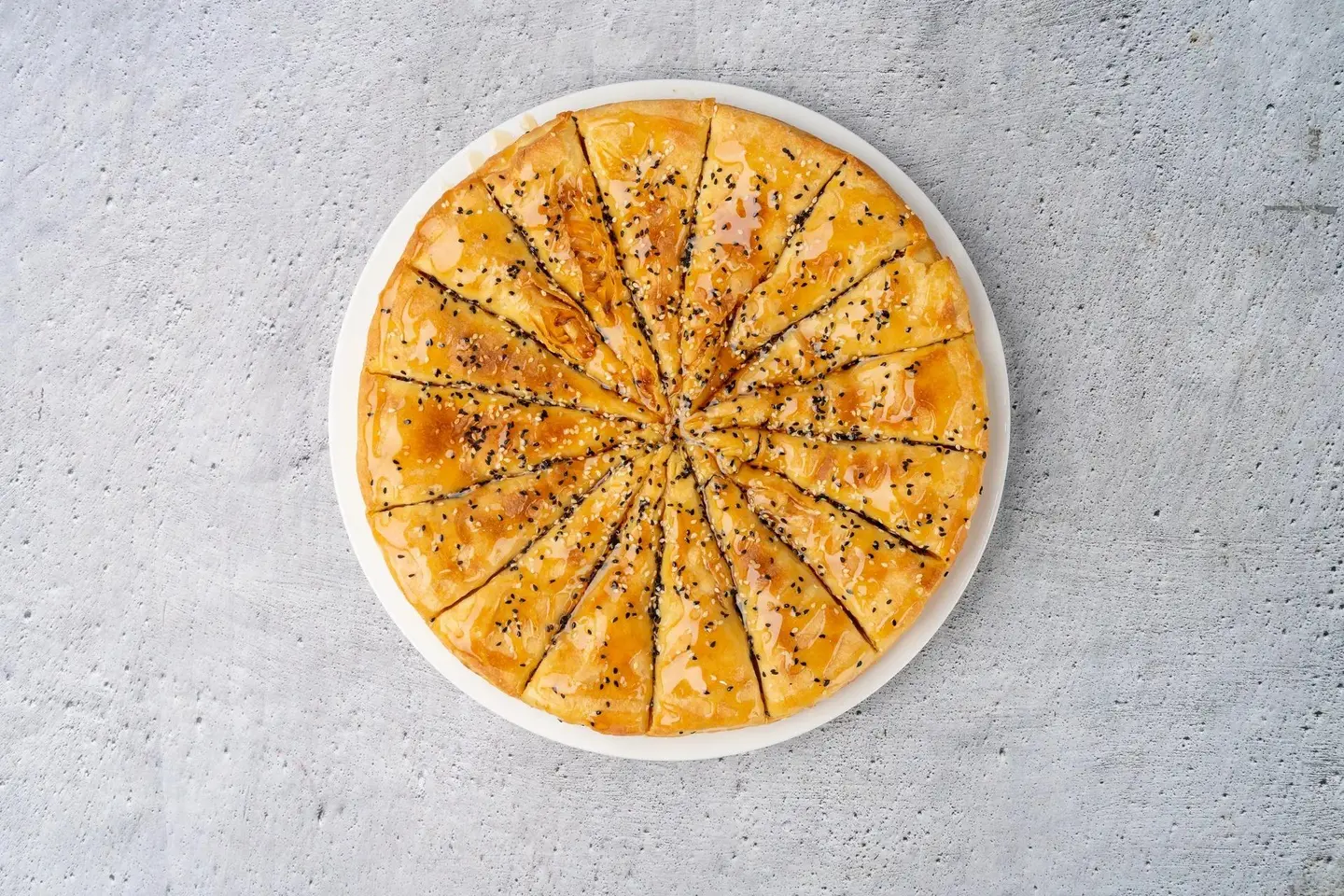 Bayt Al Sahn With Cheese
