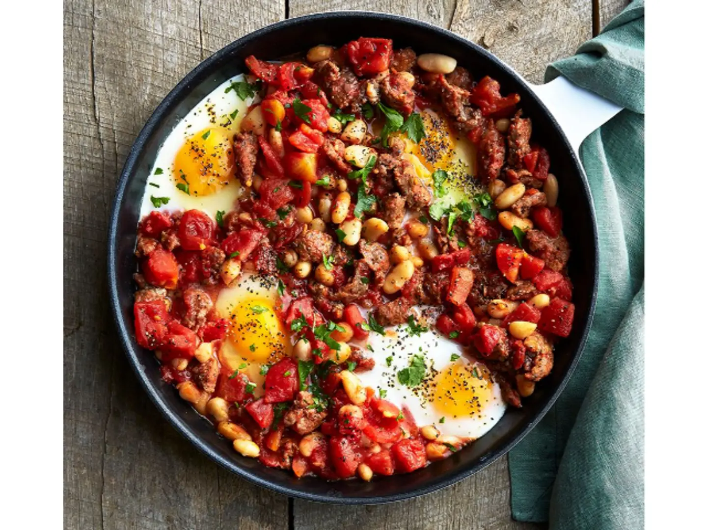 صحن فاصوليا مع بيض