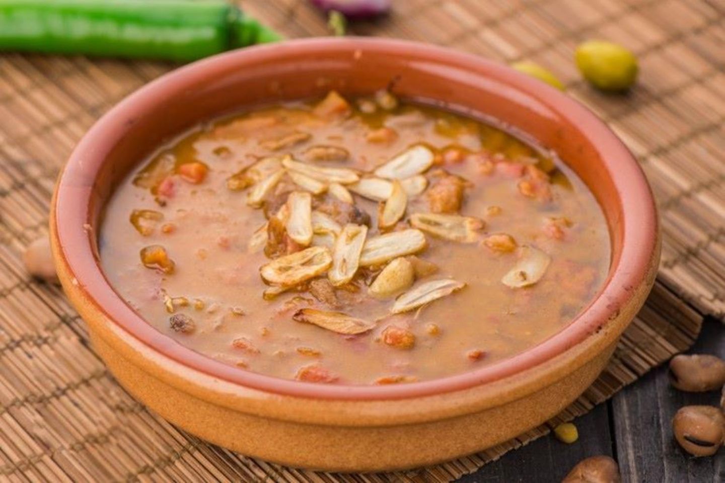 فول محلي بزيت الزيتون