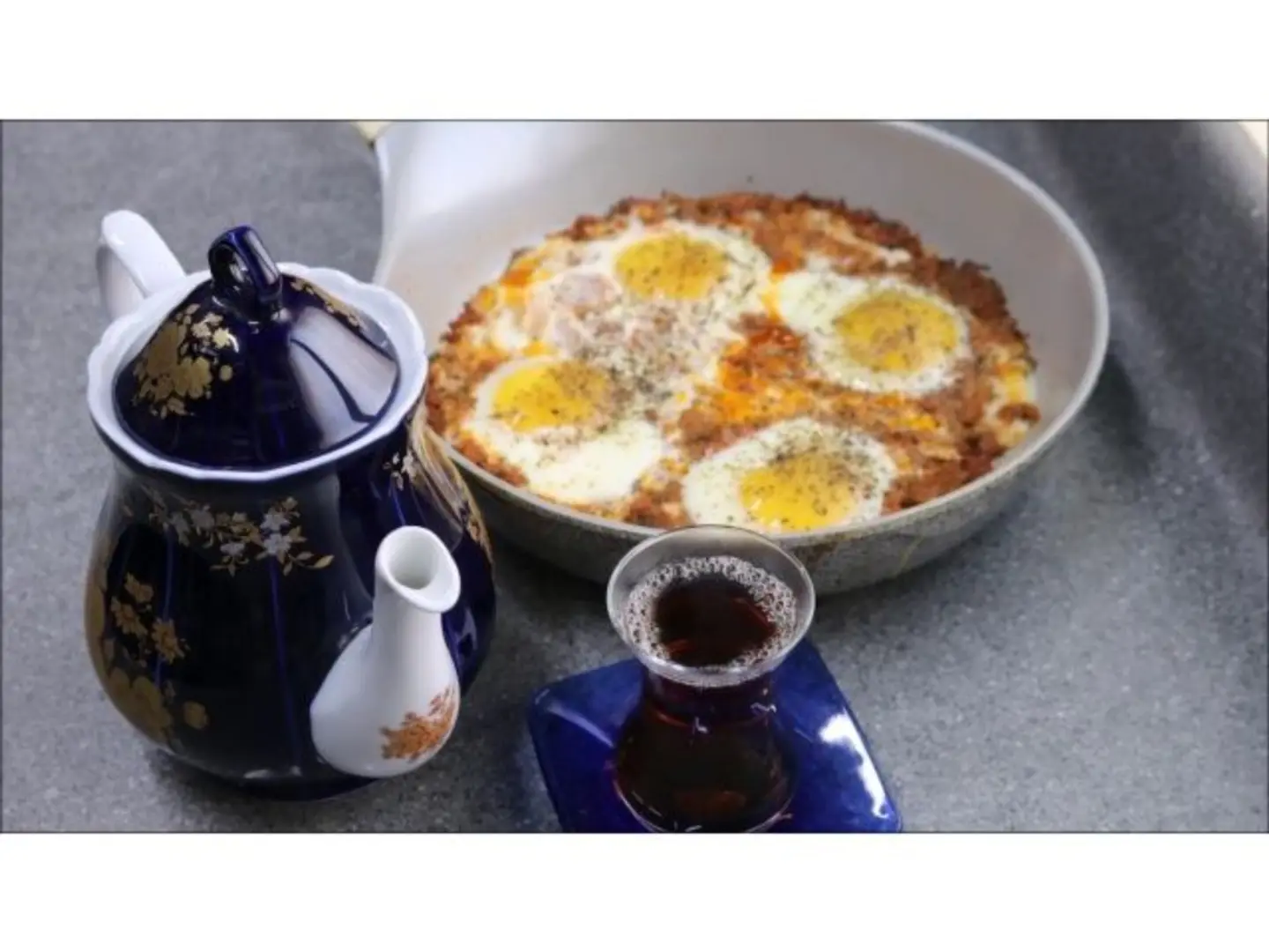 بيض عيون بالكشنة