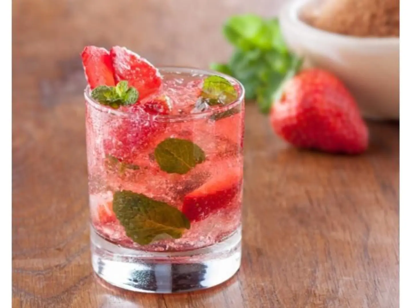 موهيتو فراولة نكهه السفن اب