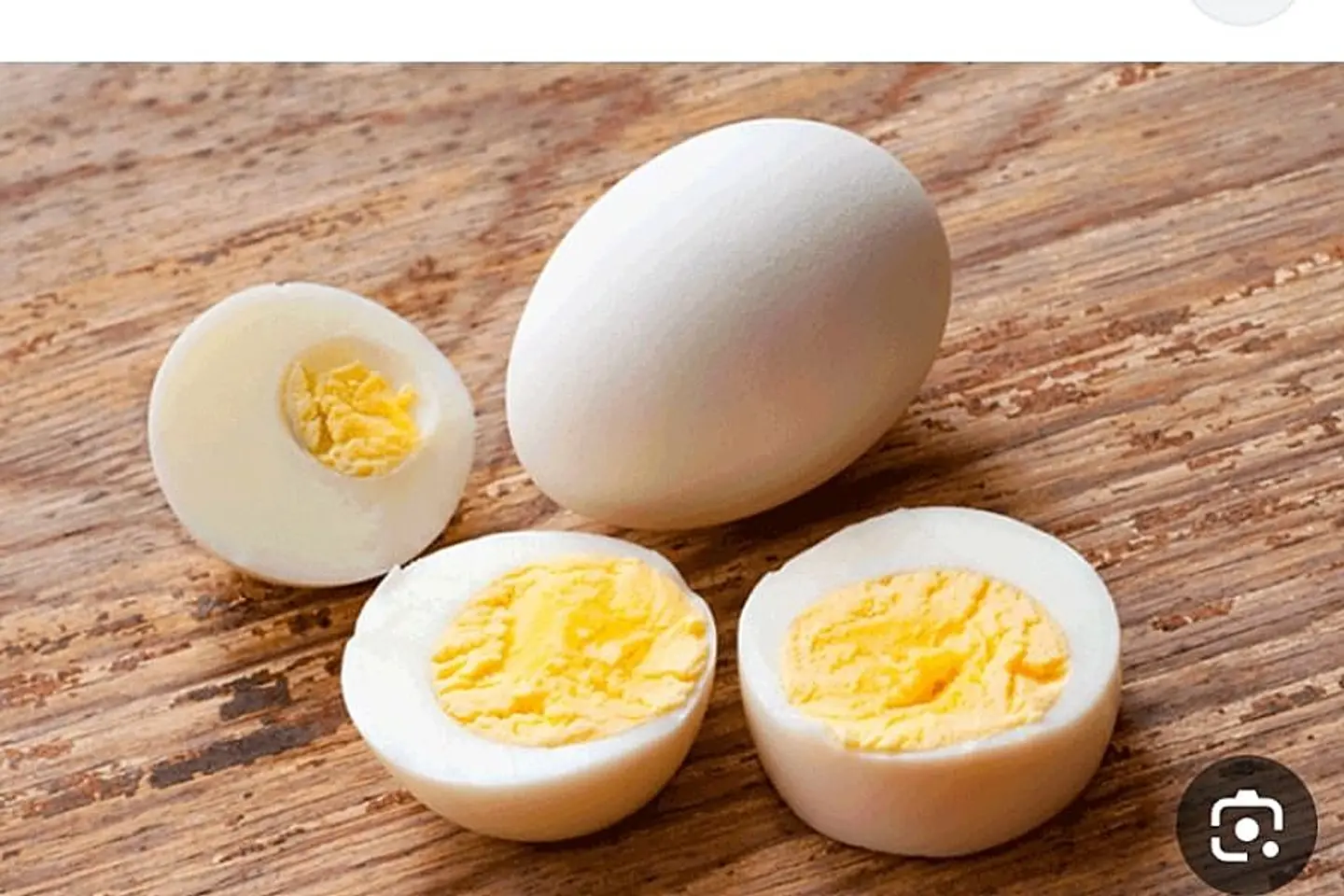 بيض مسلوق بالحبه