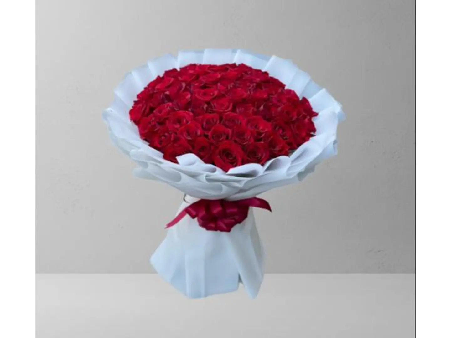 Large Bouquets Of Roses