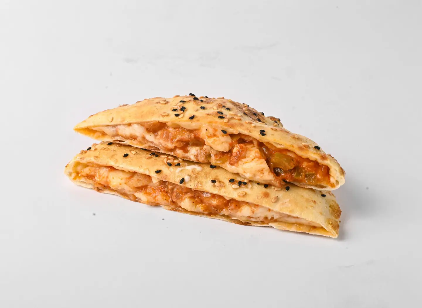 حلوم