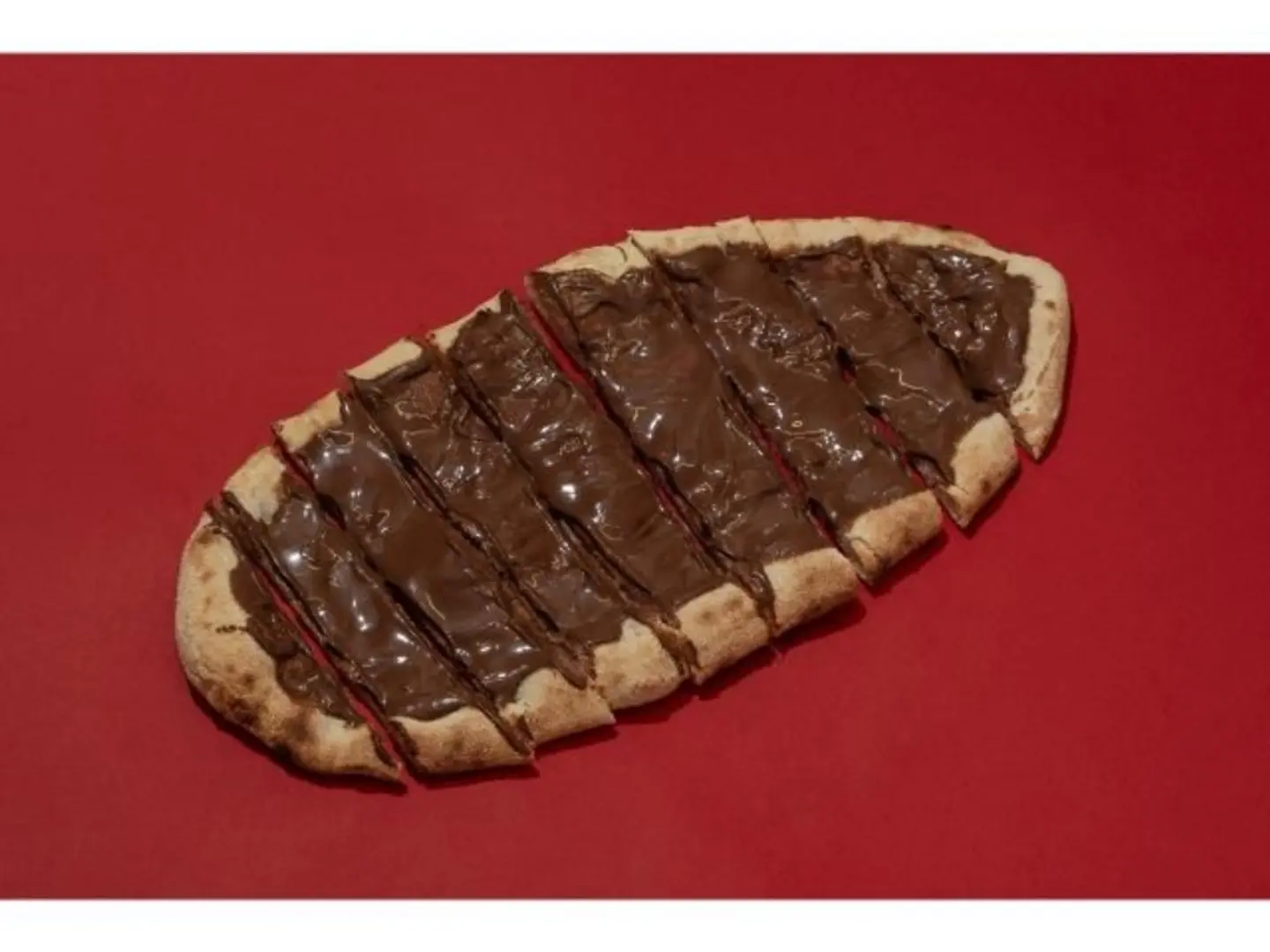 بيتزا نوتيلا