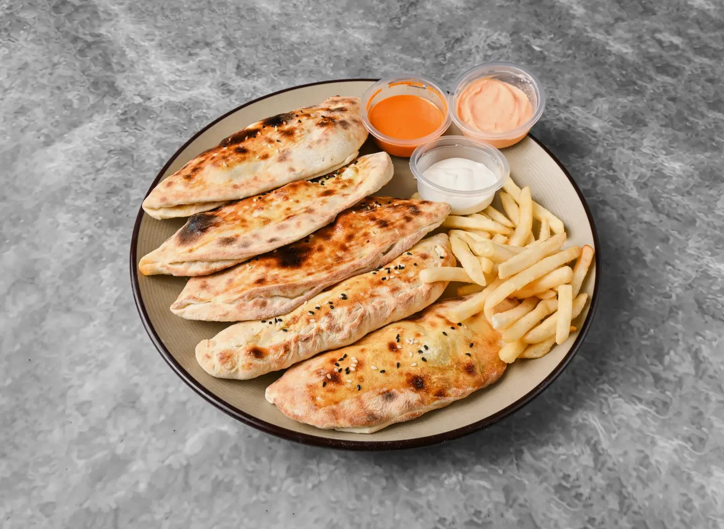 صحن فطاير مشكل