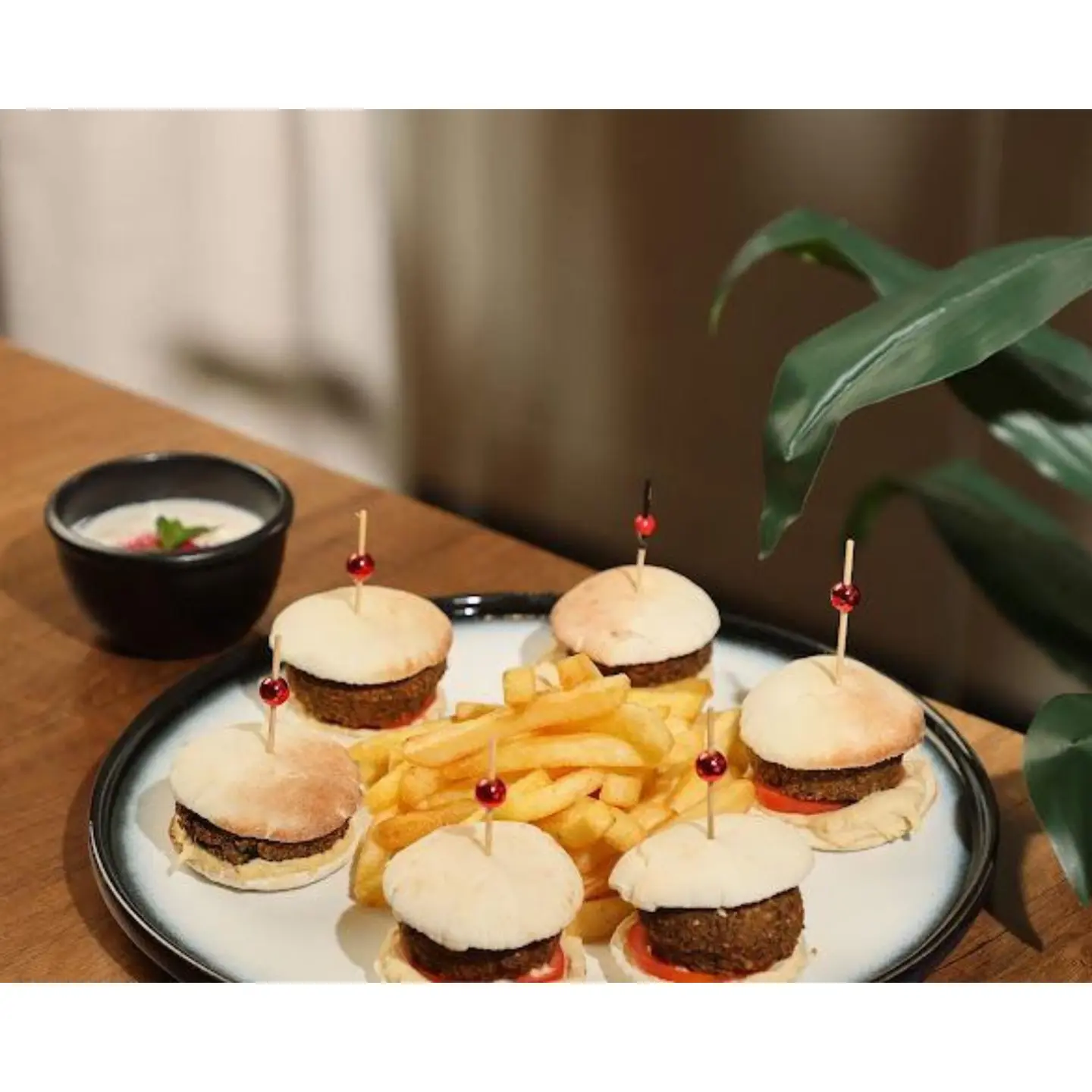 ساندوتش فلافل ميني