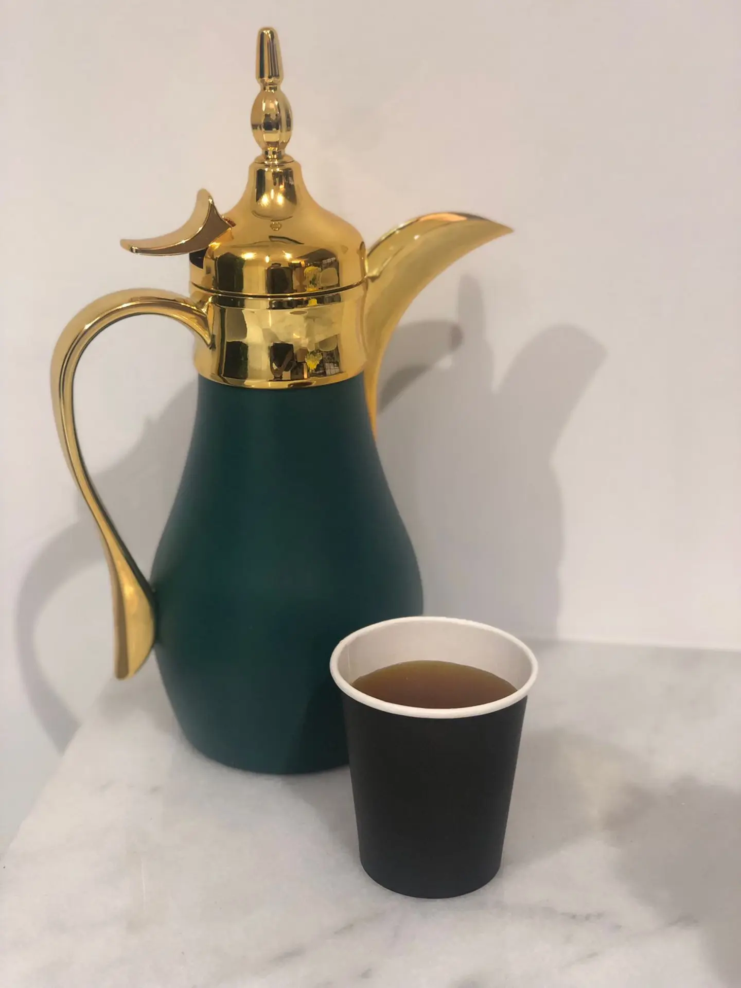 دلة قهوة السعوديه كبيرة