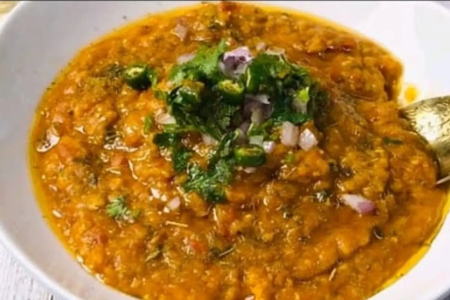 Peas With Eggs Stone