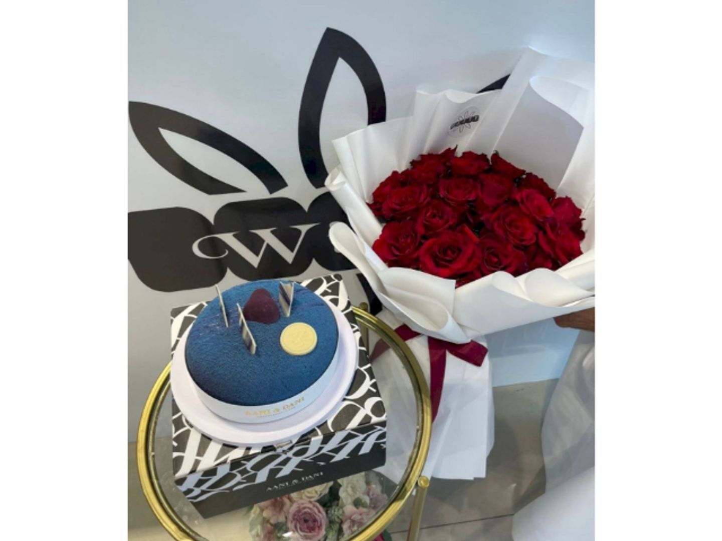 باقة ورد مع كيك 2