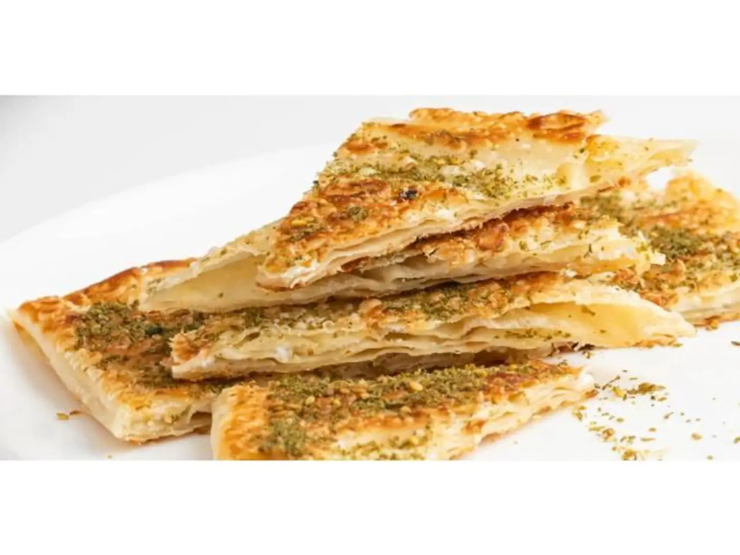 فطيرة اللبنة والزعتر