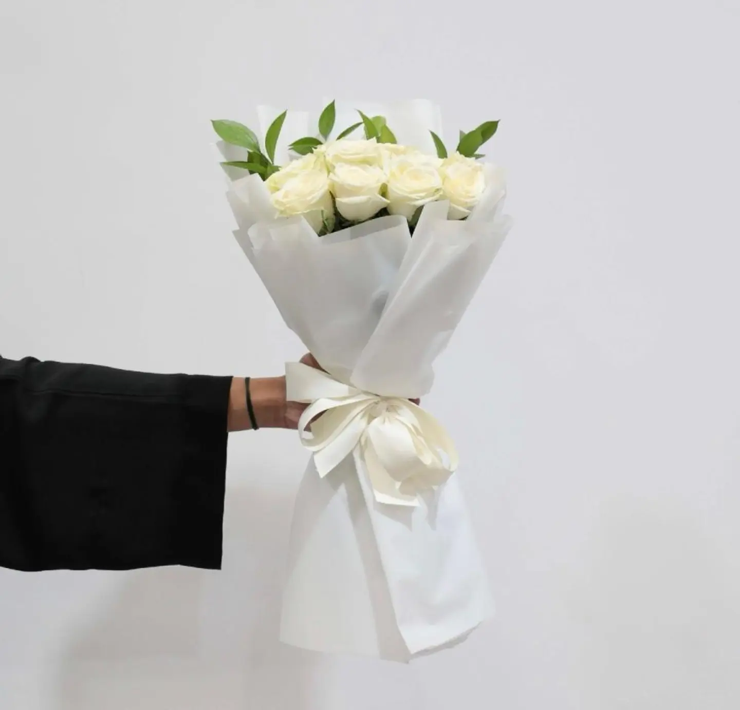 White Grace Bouquet 20 Roses