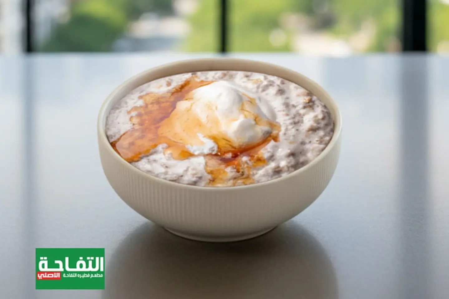 فتة تمر بالقشطة وعسل