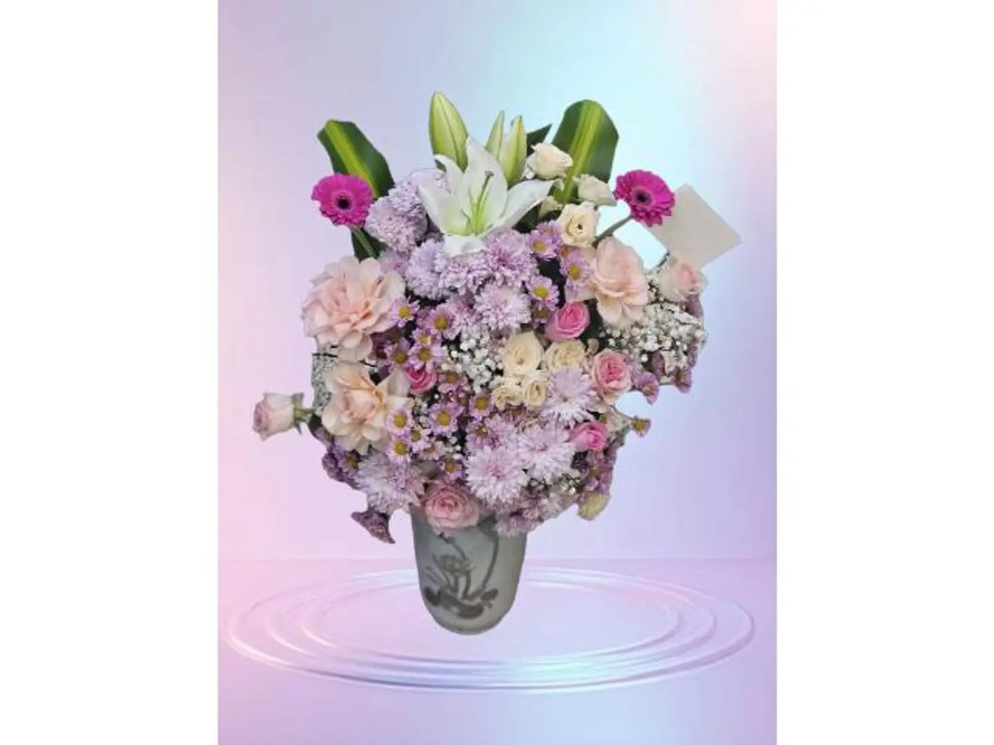 فازه المميز والجميل