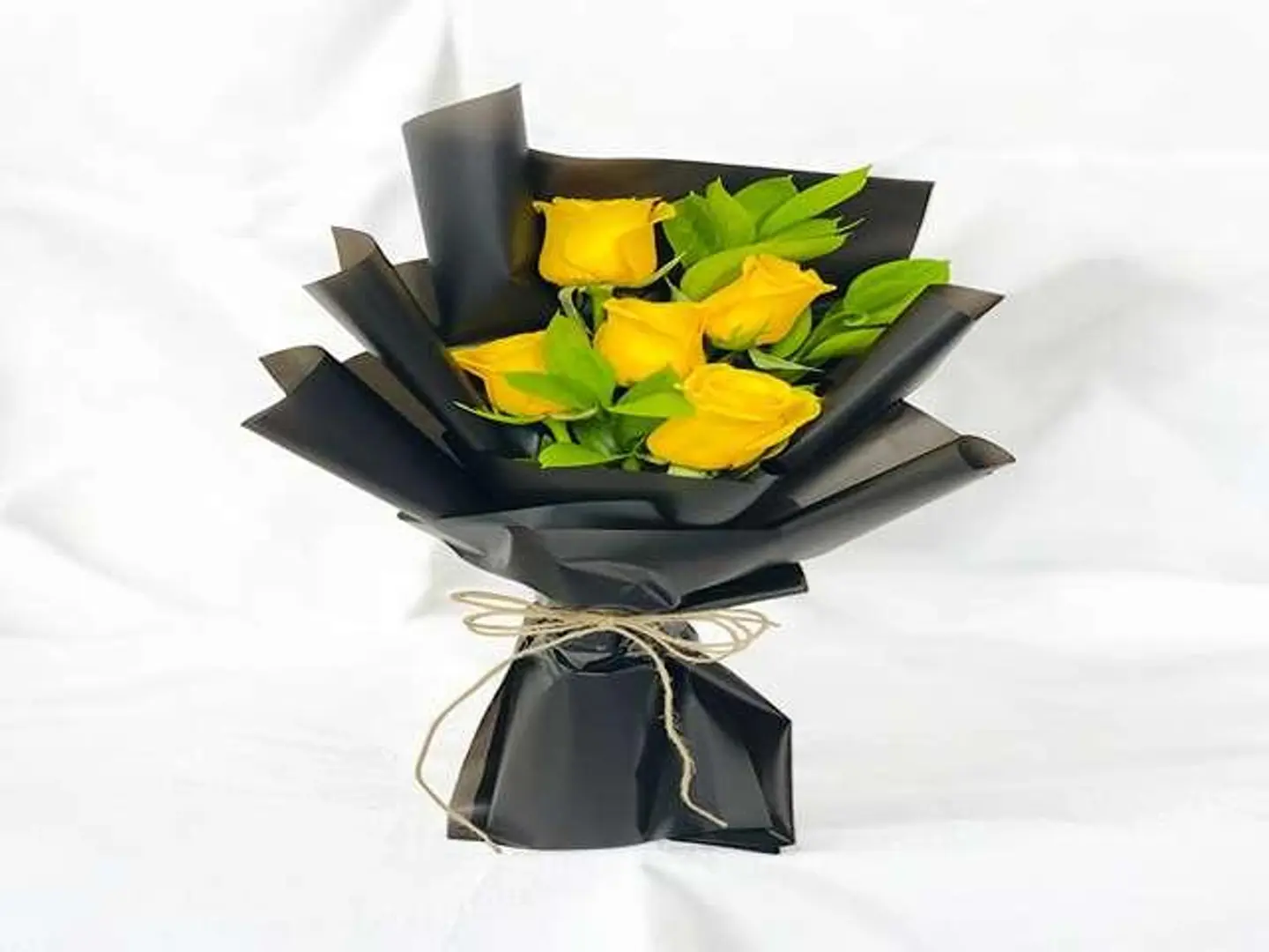 اي في زيرو سيفنتين