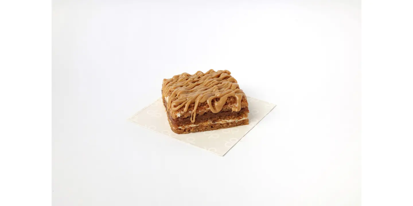 كيكة التمر بالبيكان