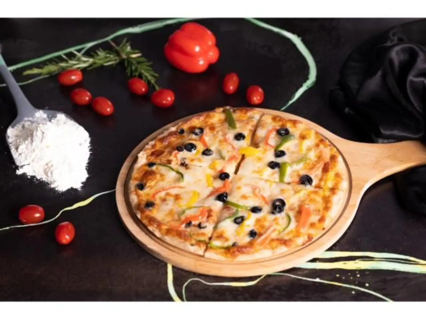 بيتزا خضار وجبن