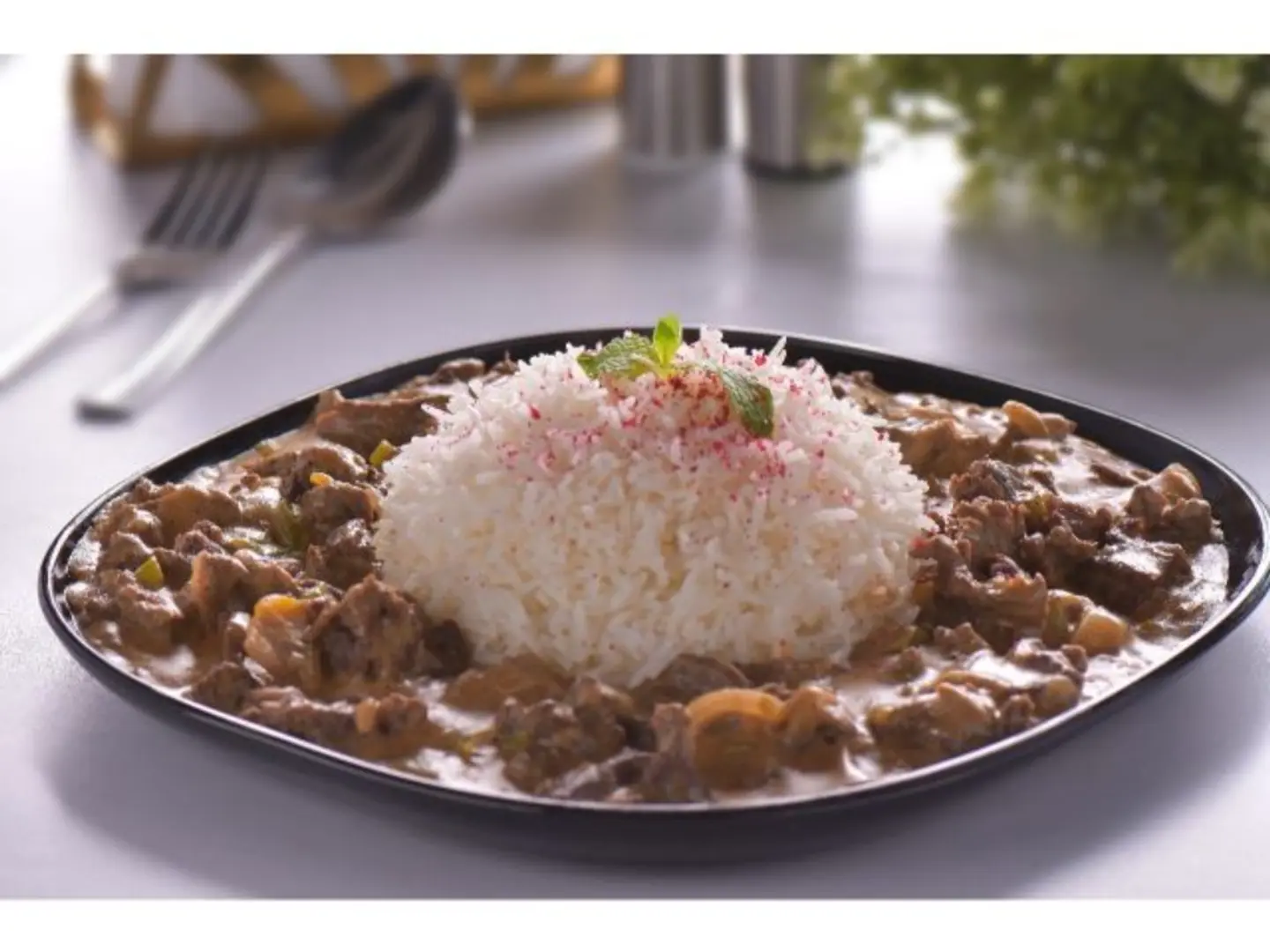 ستروجانوف لحم