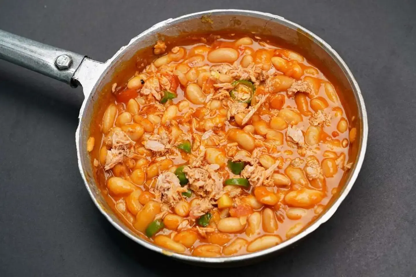 صحن تونة مع فاصوليا