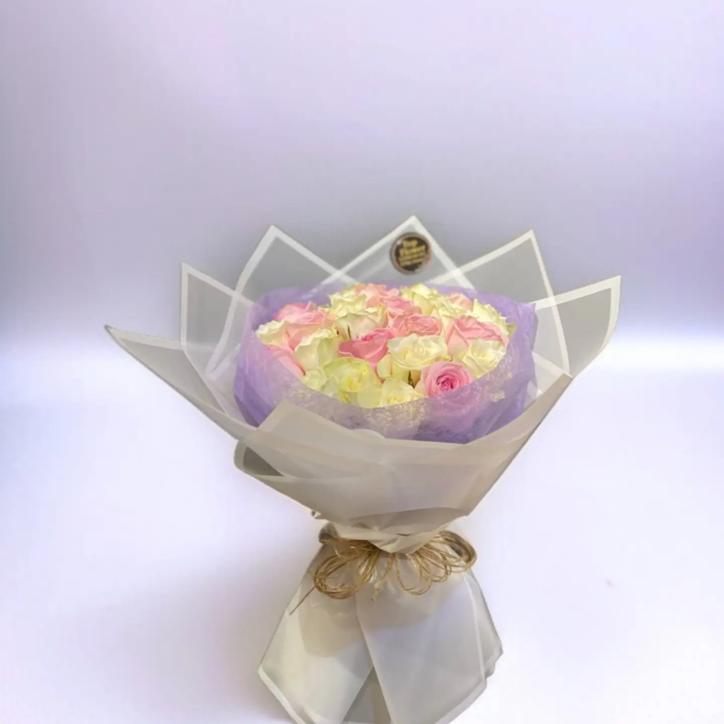 Pink And White Gori Rose Bouquet