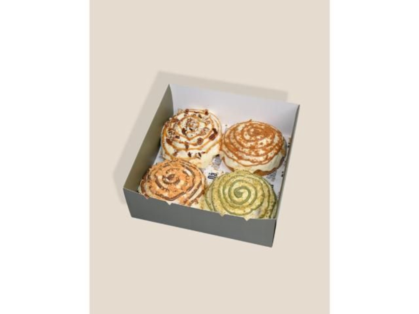 Cinnabon Box 4 Pieces