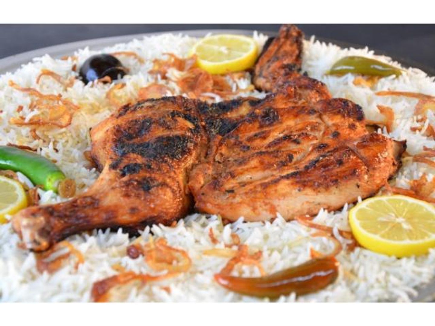 دجاج على الفحم مع الأرز