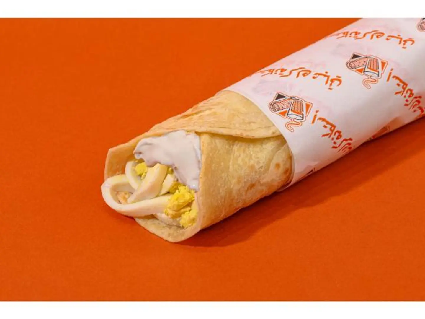 شباتي بيض مسلوق وجبنه