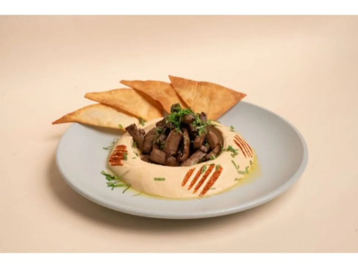 Liver With Hummus Plate