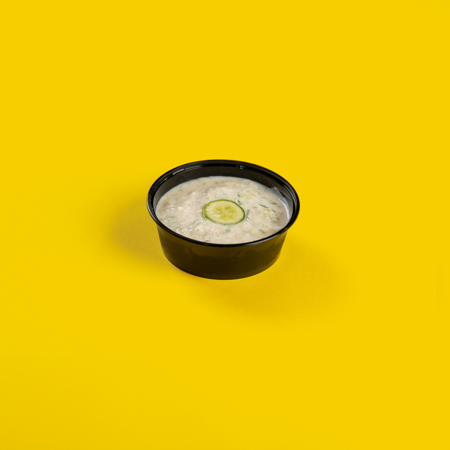 سلطة خيار وزبادي