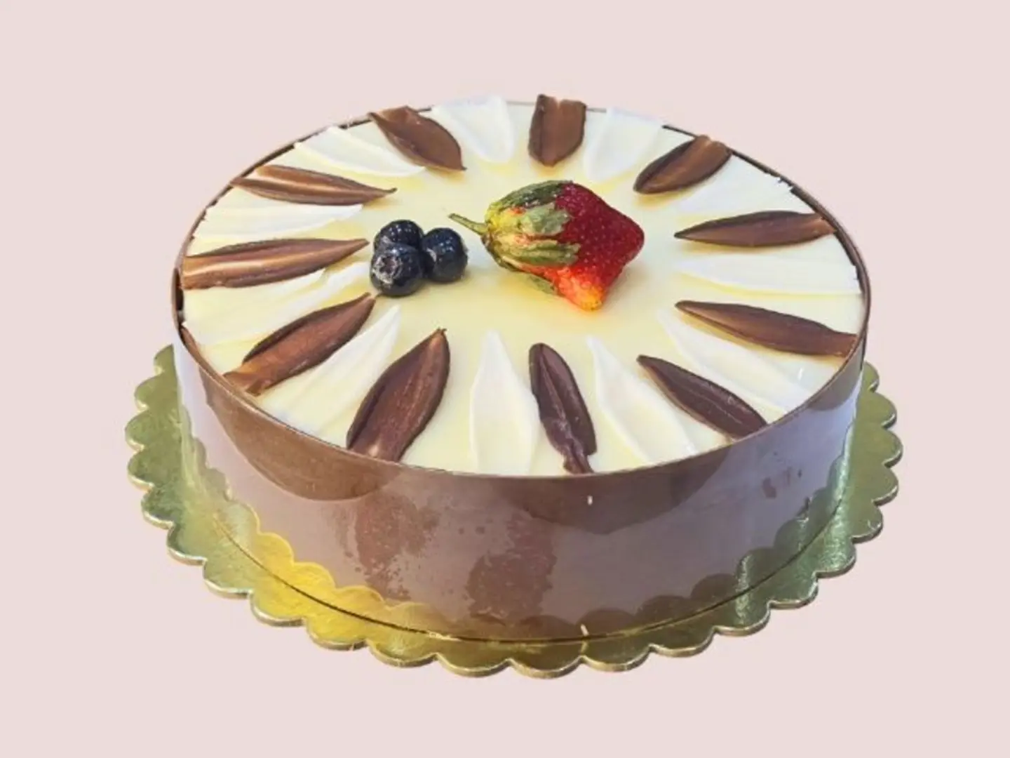 قرمزي تشيز كيك التوت الأحمر الكبير