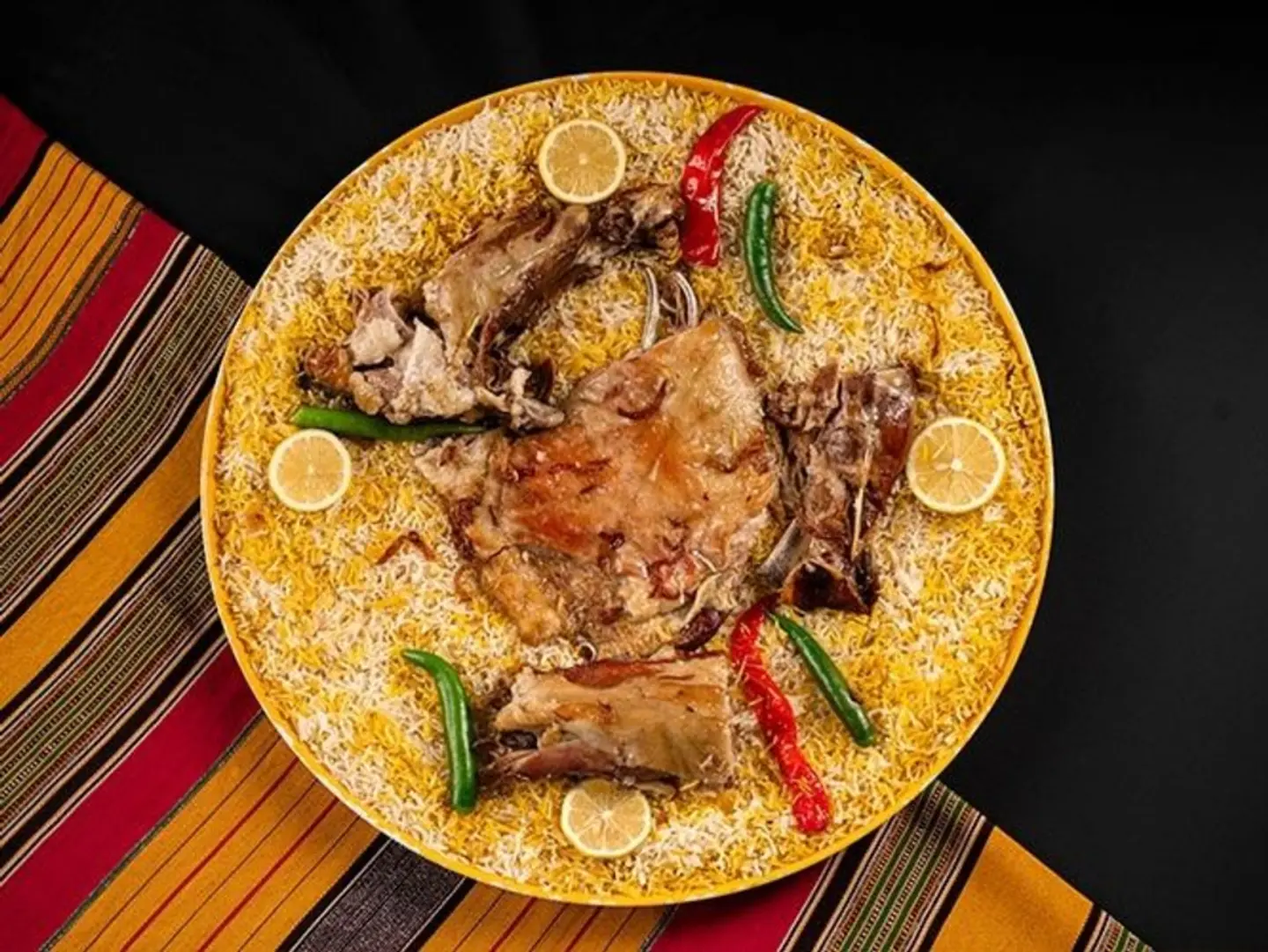 ربع تيس حنيذ